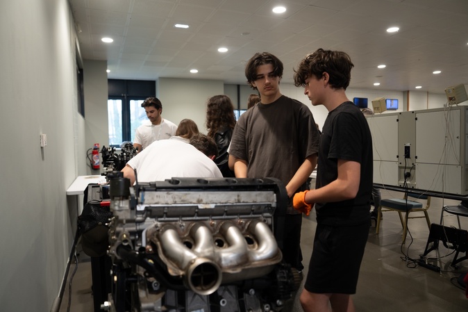 "E strade di l'orientazione" : À Ajaccio, les élèves de 3ème partent à la découverte de la voie professionnelle "E strade di l'orientazione" : À Ajaccio, les élèves de 3ème partent à la découverte de la voie professionnelle