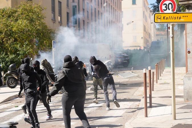 (Photos : Paule Santoni) (Photos : Paule Santoni)