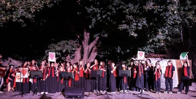 « A scola di cantu » dynamise le village de Cervioni. « A scola di cantu » dynamise le village de Cervioni.