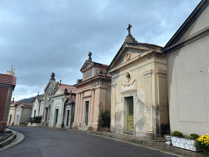 Ajaccio : Dans l'histoire di " u campu santu di u Canicciu"