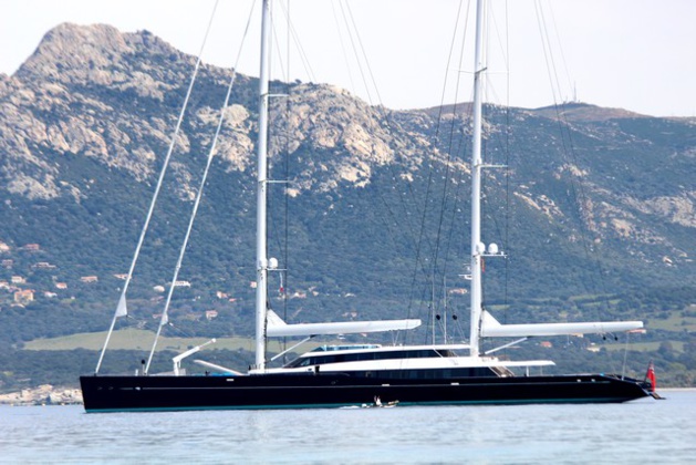 Escale calvaise pour le "S.Y Aquijo", luxueux yacht de 86 mètres Escale calvaise pour le "S.Y Aquijo", luxueux yacht de 86 mètres