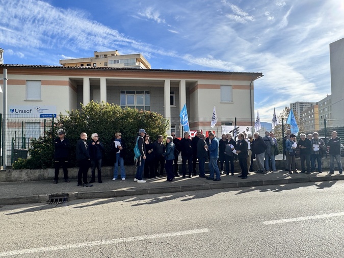 À Ajaccio, les retraités vent debout contre le projet de budget 2026 À Ajaccio, les retraités vent debout contre le projet de budget 2026