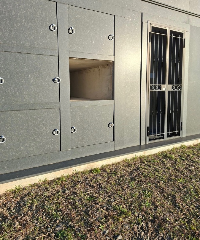 Santa Maria di Lota : une tombe saccagée et volée Santa Maria di Lota : une tombe saccagée et volée