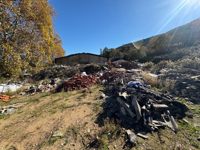 ​Ajaccio : François Filoni veut faire déménager les Tsiganes de Campo Dell'Oro sur un terrain municipal à Saint-Antoine
