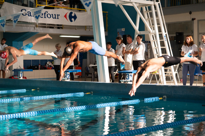 À Ajaccio, les interclubs de natation en présence du jeune phénomène Sauveur Cristofini À Ajaccio, les interclubs de natation en présence du jeune phénomène Sauveur Cristofini