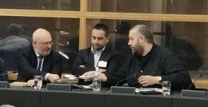 Le député Eric Sargiacomo du Parti socialiste avec les présidents Arena et Cantini. Le député Eric Sargiacomo du Parti socialiste avec les présidents Arena et Cantini.