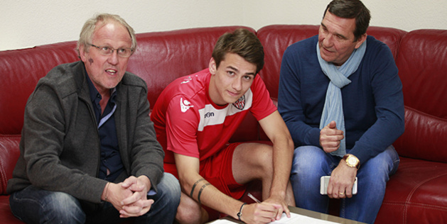 ACA : Vincent Marchetti signe un contrat de 3 ans ACA : Vincent Marchetti signe un contrat de 3 ans