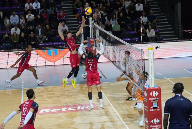 MSL Volley - Le GFC Ajaccio tombe la tête haute face à Montpellier MSL Volley - Le GFC Ajaccio tombe la tête haute face à Montpellier