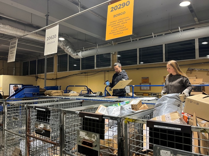 Noël : 550 000 colis seront distribués par La Poste en Corse Noël : 550 000 colis seront distribués par La Poste en Corse