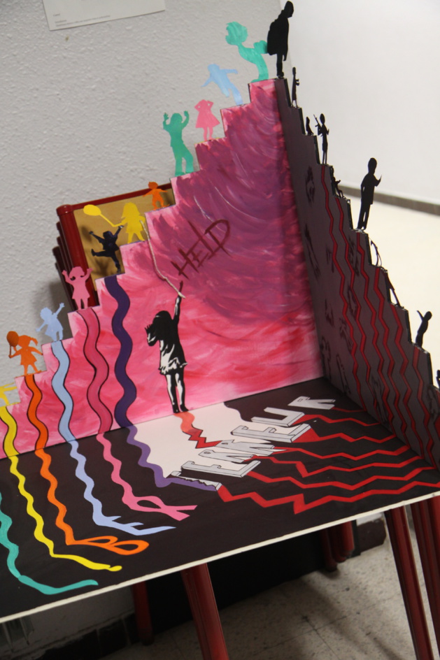 Une des oeuvres des lycéens Une des oeuvres des lycéens