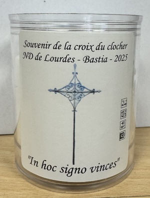 un demi- millier de bougies évènement fabriquées par la ciergerie Verdi. un demi- millier de bougies évènement fabriquées par la ciergerie Verdi.