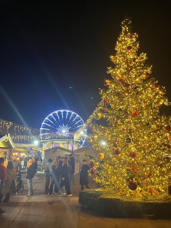 Les portes du marché de Noël de Bastia sont ouvertes Les portes du marché de Noël de Bastia sont ouvertes