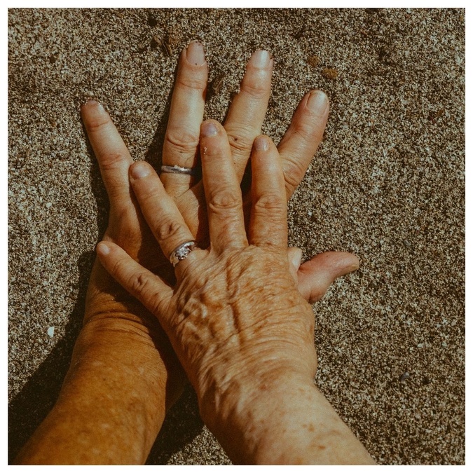 Les Corses et la sexualité (4/5) : les personnes âgées (crédit photo: Elisa Timotei, l'amour dur.e) Les Corses et la sexualité (4/5) : les personnes âgées (crédit photo: Elisa Timotei, l'amour dur.e)