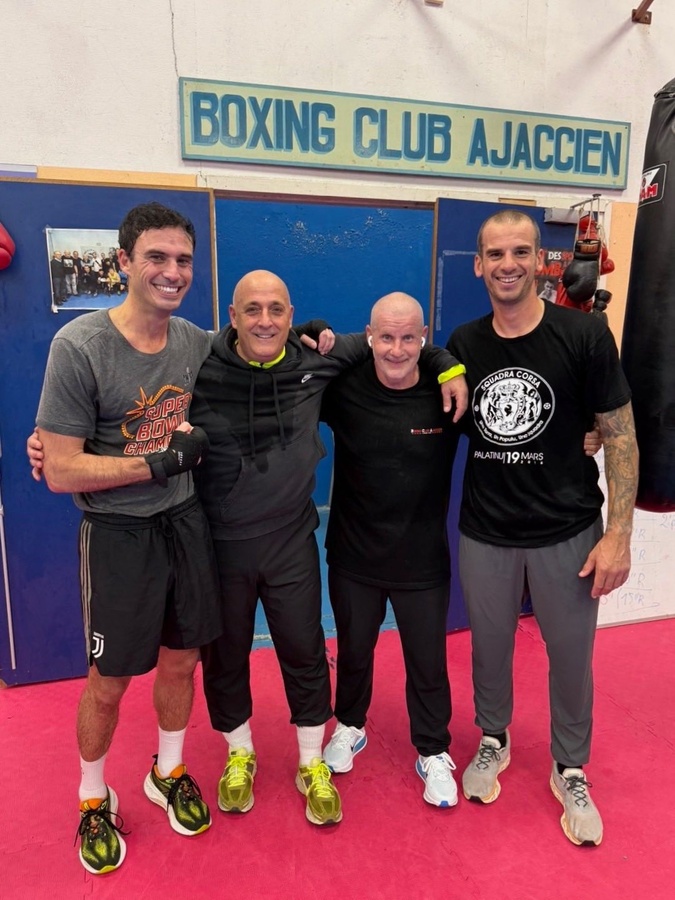 Alexandre Farina a pratiqué la boxe durant de longues années au sein du BCA. Alexandre Farina a pratiqué la boxe durant de longues années au sein du BCA.