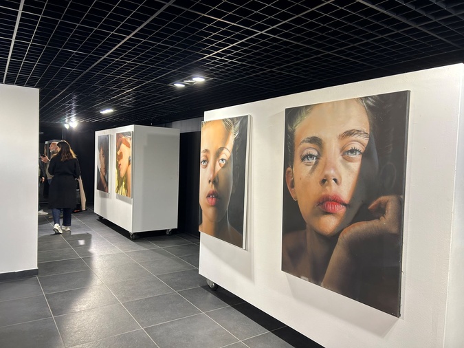 Ajaccio : L'artiste Mako Deuza présente des toiles inédites à l'espace Diamant jusqu'au 23 décembre Ajaccio : L'artiste Mako Deuza présente des toiles inédites à l'espace Diamant jusqu'au 23 décembre