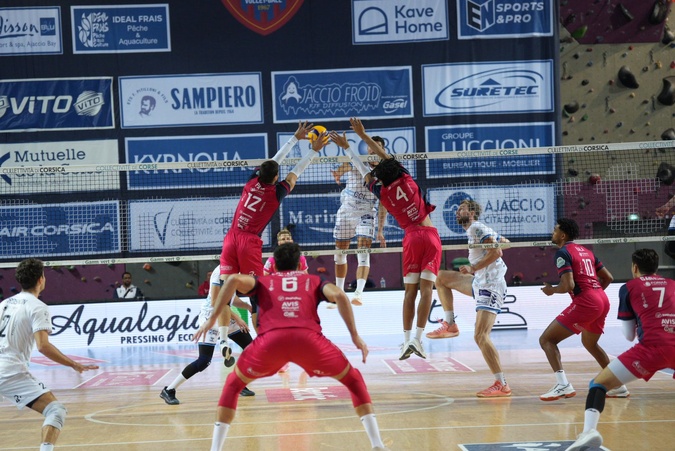 MSL Volley - Le GFC Ajaccio battu au tie-break par Sète MSL Volley - Le GFC Ajaccio battu au tie-break par Sète