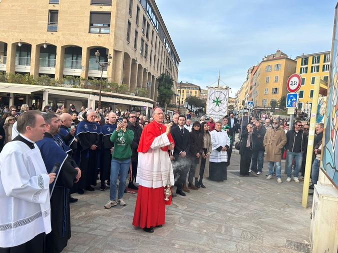 Ajaccio - Ferveur pour les célébrations en hommage et à la mémoire de Papa Francescu Ajaccio - Ferveur pour les célébrations en hommage et à la mémoire de Papa Francescu