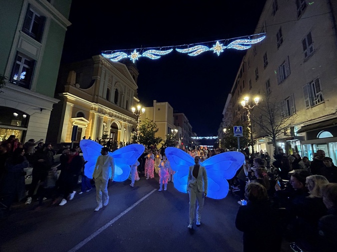 Natali in Aiacciu 2025 - Les images de la Grande parade illuminée