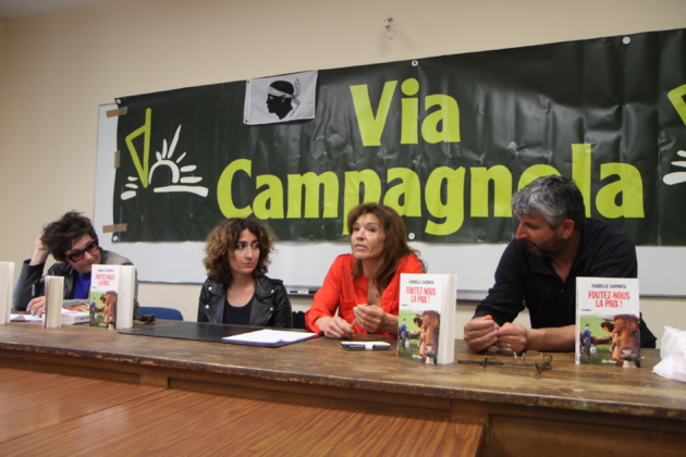 De gauche à droite : Josée Vanucci, Isabelle Saporta, Nelly Lazzarini et Paul André Fluixa De gauche à droite : Josée Vanucci, Isabelle Saporta, Nelly Lazzarini et Paul André Fluixa