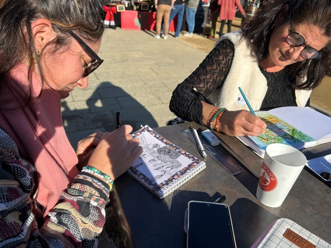 Rencontre avec Urban Sketchers Ajaccio, ces dessinateurs amateurs qui "croquent" la vie urbaine ajaccienne Rencontre avec Urban Sketchers Ajaccio, ces dessinateurs amateurs qui "croquent" la vie urbaine ajaccienne