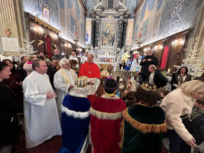 EN IMAGES - Les Rois Mages sont arrivés à Ajaccio EN IMAGES - Les Rois Mages sont arrivés à Ajaccio
