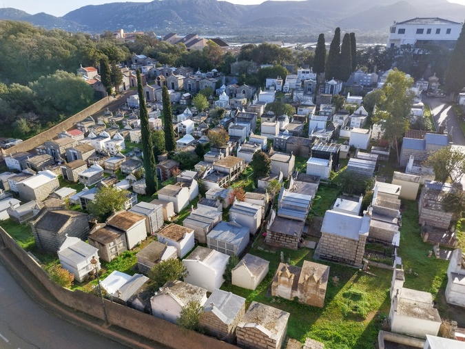 Le cimetière de Santa Catalina, dans le centre de Porto-Vecchio.