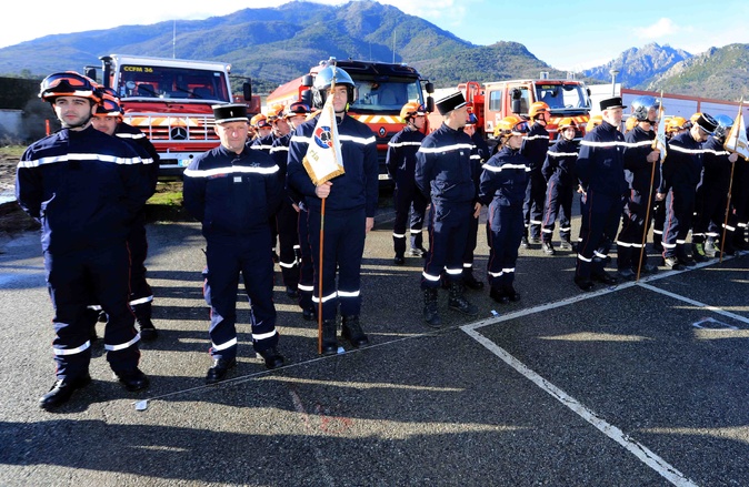 Corte - Près d’une centaine de sapeurs-pompiers volontaires incorporés en Haute-Corse Corte - Près d’une centaine de sapeurs-pompiers volontaires incorporés en Haute-Corse
