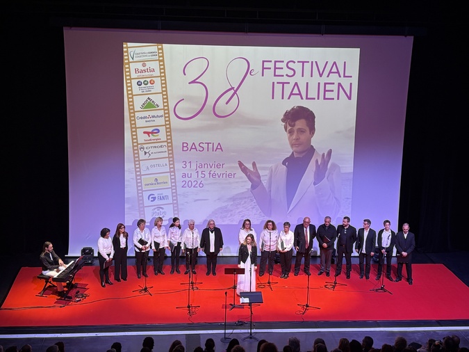 En ouverture du festival, la soprano Julia Knecht et sa cantate. En ouverture du festival, la soprano Julia Knecht et sa cantate.