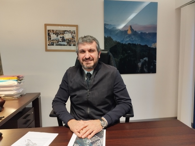 Âgé de 53 ans, Nicolas Cucchi a été élu maire de Zonza - Santa Lucia en 2020. Il souhaite repartir pour un deuxième mandat.