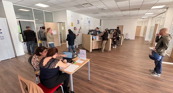 Près de 300 demandeurs d'emploi ont rencontré ce matin, neuf entreprises de la région ajaccienne. Près de 300 demandeurs d'emploi ont rencontré ce matin, neuf entreprises de la région ajaccienne.