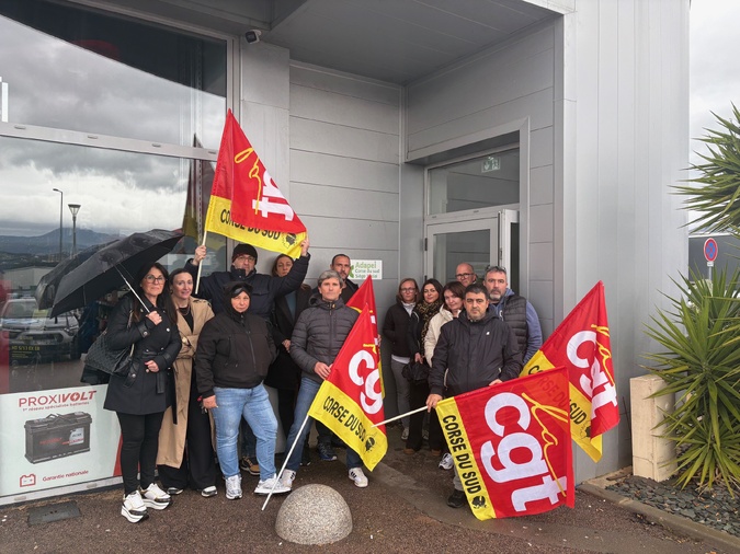 Ajaccio - Conflit social à l’ESAT Les Jardins du Golfe : un poste supprimé, les salariés se mobilisent Ajaccio - Conflit social à l’ESAT Les Jardins du Golfe : un poste supprimé, les salariés se mobilisent