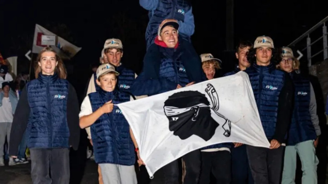 Pour honorer ses déplacements nationaux, l’équipe de Corse de windsurf cherche à financer un véhicule