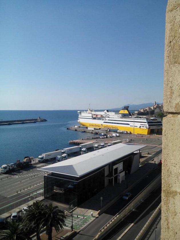 Kevin Fuentes marche sur les routes de France après celles de Haute-Corse Kevin Fuentes marche sur les routes de France après celles de Haute-Corse