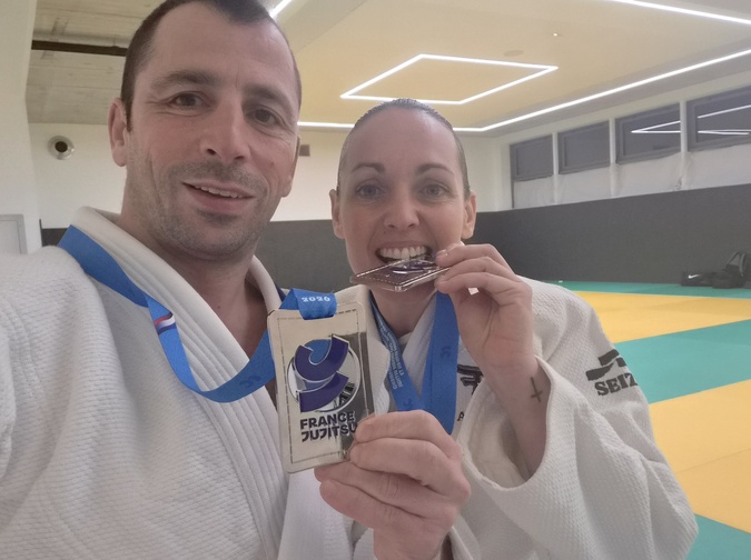 Ju-Jitsu Duo System - Laura et Jean-Jacques Beovardi brillent à Lormont Ju-Jitsu Duo System - Laura et Jean-Jacques Beovardi brillent à Lormont