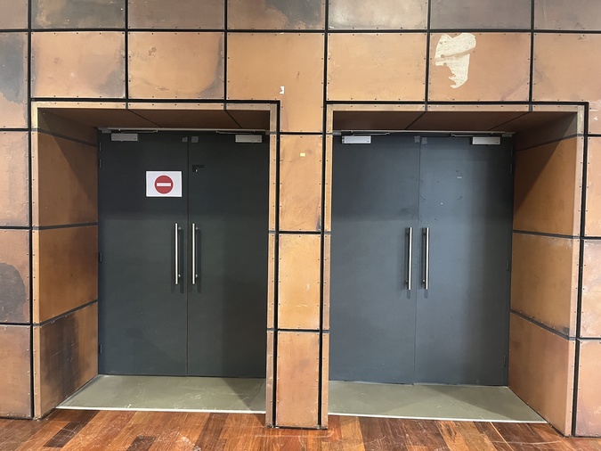 Municipales. Face-à-face inédit au Palais des Congrès d'Ajaccio : les meetings simultanés de Stéphane Sbraggia et Jean-Paul Carrolaggi Municipales. Face-à-face inédit au Palais des Congrès d'Ajaccio : les meetings simultanés de Stéphane Sbraggia et Jean-Paul Carrolaggi