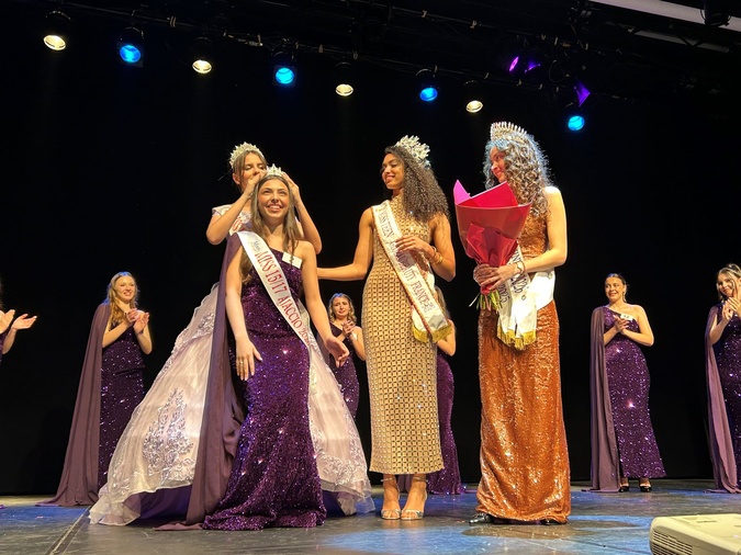 Elodie Castelotti Cauvin sacrée Miss 15/17 Ajaccio 2026