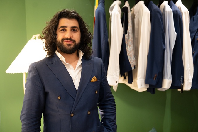 Daniel Mendes, le tailleur ajaccien qui calcule l’élégance Daniel Mendes, le tailleur ajaccien qui calcule l’élégance