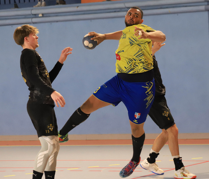 Handball N2 : Corte – Ile-Rousse se fait peur face à Frontignan (45-42)