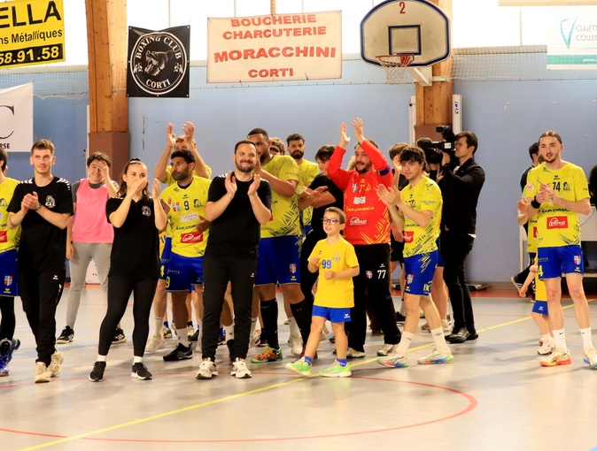 Handball N2 : Corte – Ile-Rousse se fait peur face à Frontignan (45-42) Handball N2 : Corte – Ile-Rousse se fait peur face à Frontignan (45-42)
