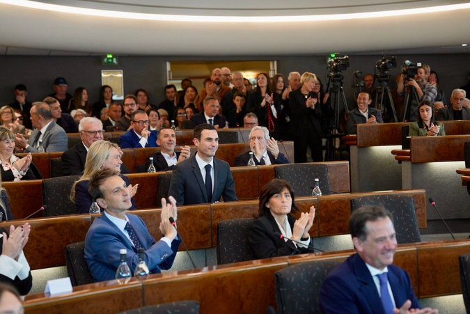Stéphane Sbraggia retrouve son fauteuil de maire d’Ajaccio, l’opposition nationaliste boycotte l’élection