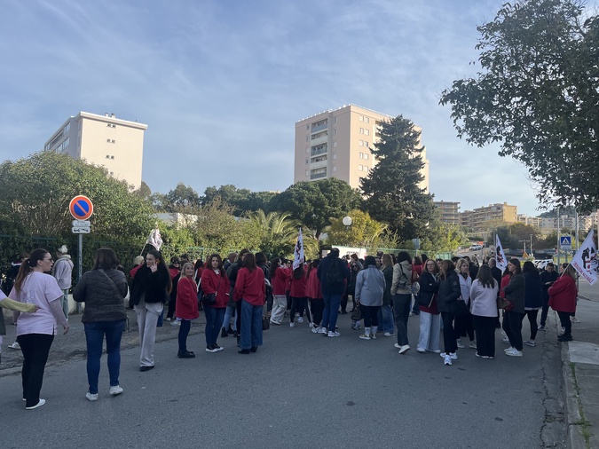 À Ajaccio, le personnel périscolaire dénonce un climat « de plus en plus délétère » et se mobilise À Ajaccio, le personnel périscolaire dénonce un climat « de plus en plus délétère » et se mobilise