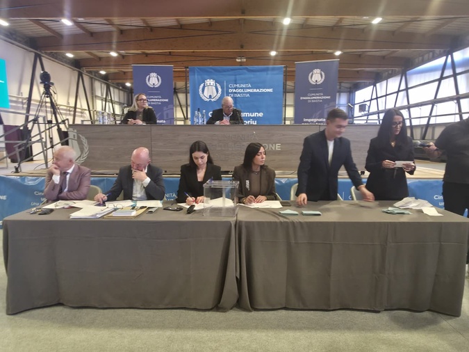 Louis Pozzo di Borgo (CAB : « Laissons la politique politicienne loin de notre assemblée »