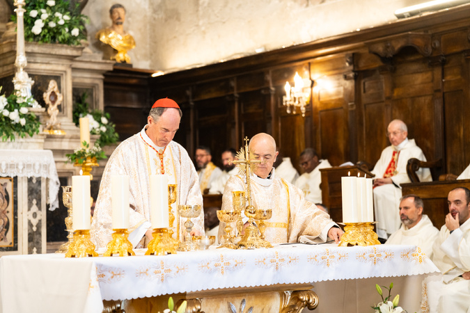 EN IMAGES - À Ajaccio, la messe chrismale a célébré l’unité du diocèse à l’approche de Pâques EN IMAGES - À Ajaccio, la messe chrismale a célébré l’unité du diocèse à l’approche de Pâques