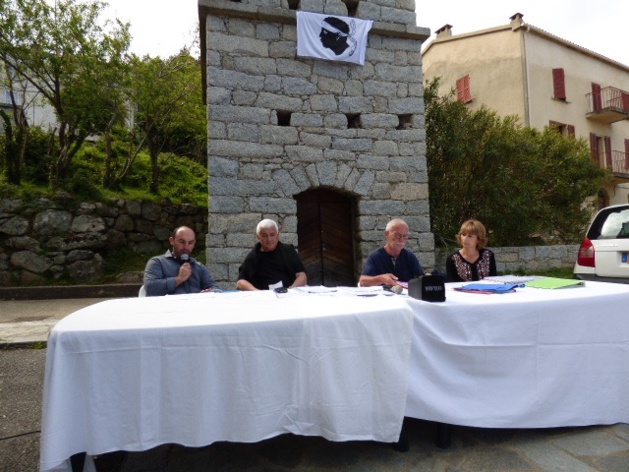 En présence de Jacques Denis, Jeanie Paoli et Pierre Jean Luccioni, Jean François Vinciguerra a tenu à remercier les personnes présentes.