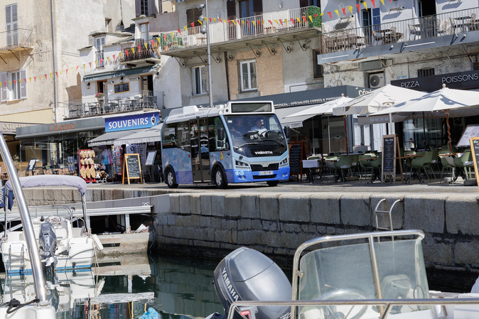 Bastia - La CAB inaugure deux nouveaux bus 100 % électriques