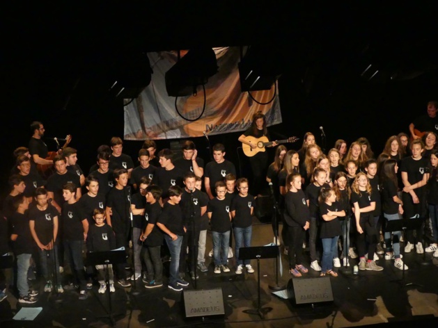 Scola di Cantu : una fede, una scola… Scola di Cantu : una fede, una scola…