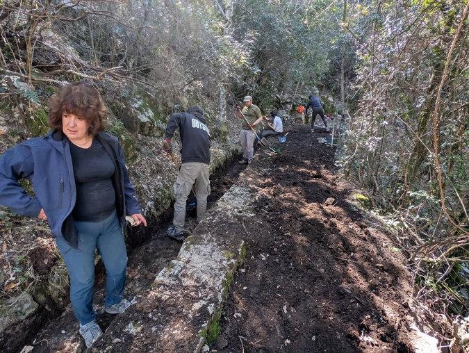 À Bastelica, l’eau recommence à couler : porté par une mobilisation collective, le canal de l’Àghjara renaît !