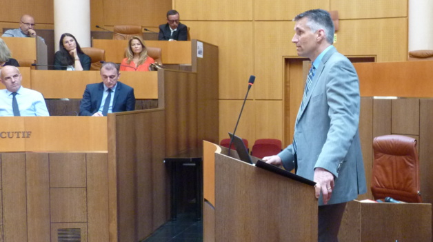 Innovation et compétitivité en Corse : Tirer des enseignements et faire grandir les ambitions Innovation et compétitivité en Corse : Tirer des enseignements et faire grandir les ambitions