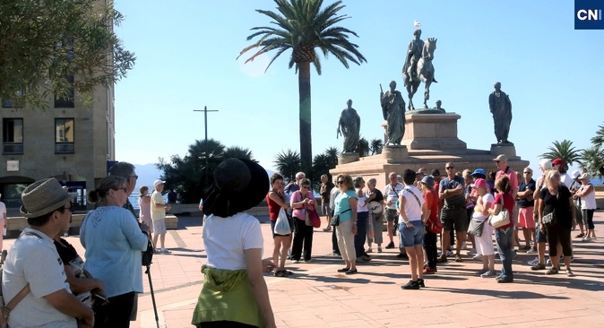 Tourisme : une saison estivale sous tension en Corse Tourisme : une saison estivale sous tension en Corse