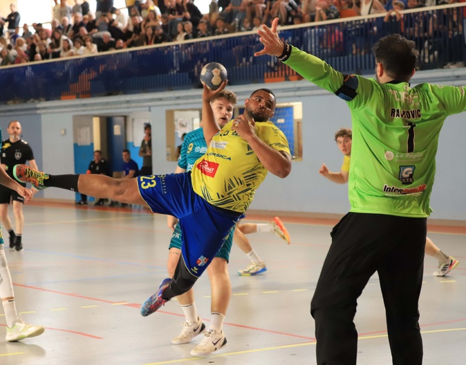 Handball N2 - Corte-Ile-Rousse renverse Guilherand-Granges (30-28)